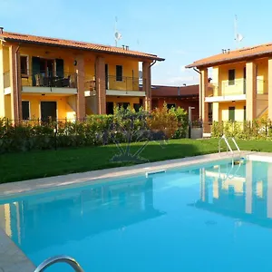 Gli Olmi Apartment
