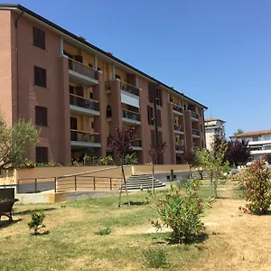 Elena , Pisa Italia